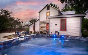 Katarina Haus - Hot Tub & Fire Pit