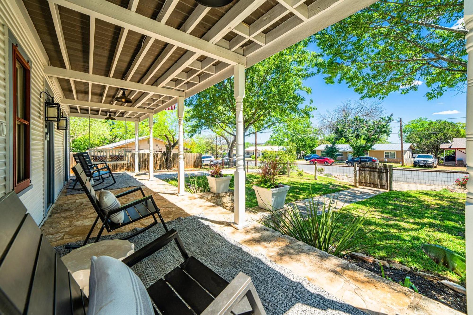 Katarina Haus - Hot Tub & Fire Pit Villa Fredericksburg Exterior photo