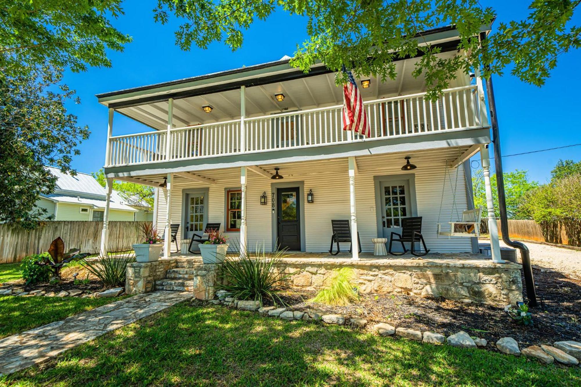 Katarina Haus - Hot Tub & Fire Pit Villa Fredericksburg Exterior photo